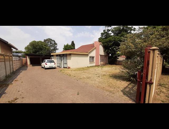 4 BEDROOM PROPERTY TO RENT IN BEYERS PARK